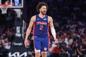 康宁汉姆：我们用正确的方式打比赛 这是一场很棒的胜利