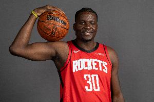 兢兢业业！卡佩拉18分钟3中1拿到4分10板1断1帽 正负值+8